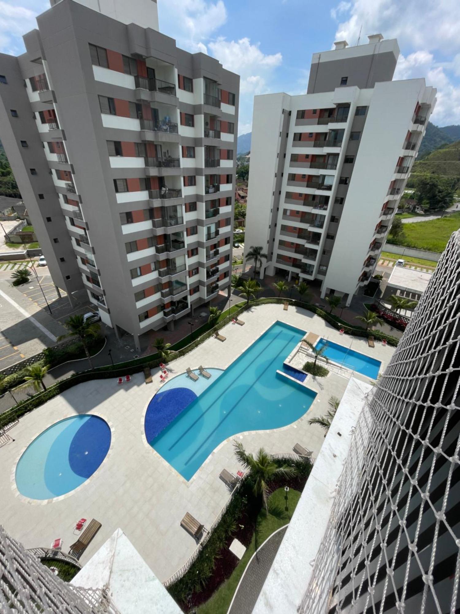 No 9° Andar Com Piscina * Caraguatatuba